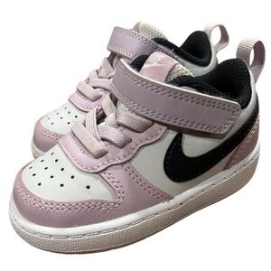 Nike Kids Sneakers in Pink and Black